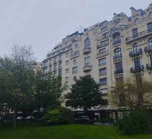 Alcántara de la Torres apartment building.